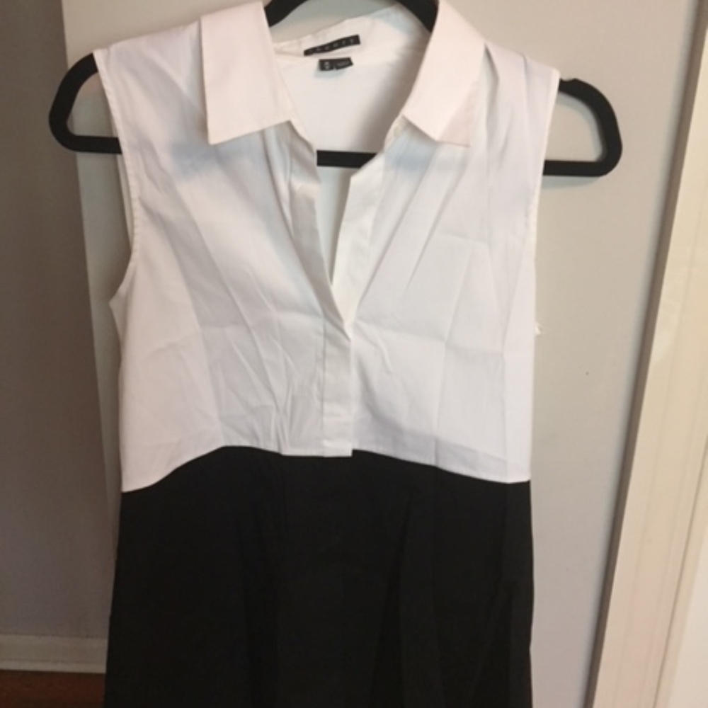 Theory black and white tunic Size M